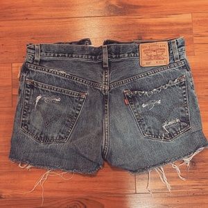 Haifa-waisted Levi’s